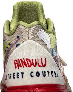 (JR) Bandulu x Nike Kyrie 5 'Splatters Bordir' CQ4326-100 Sizing (JR) Bandulu x Nike Kyrie 5 'Splatters Bordir' CQ4326-100