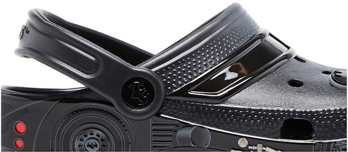 (JR) 蝙蝠侠联名 Crocs 经典洞洞鞋 '蝙蝠车' 210229-001 Order (JR) 蝙蝠侠联名 Crocs 经典洞洞鞋 '蝙蝠车' 210229-001