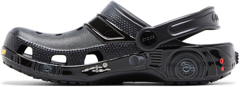 (JR) 蝙蝠侠联名 Crocs 经典洞洞鞋 '蝙蝠车' 210229-001 Lookbook (JR) 蝙蝠侠联名 Crocs 经典洞洞鞋 '蝙蝠车' 210229-001