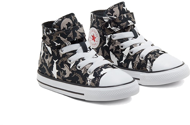 (Toddler) Converse Chuck Taylor All Star Shark Bite Easy-On / 766889C Shop (Toddler) Converse Chuck Taylor All Star Shark Bite Easy-On / 766889C