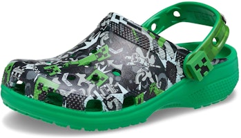 (JR) Crocs Classic Zueco 'Minecraft Negro Verde' 208320-90H Lookbook (JR) Crocs Classic Zueco 'Minecraft Negro Verde' 208320-90H