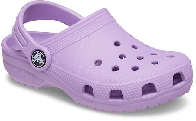 大童 Crocs 卡駱馳 Classic 戶外沙灘 洞洞運動涼鞋 紫色 Lookbook 大童 Crocs 卡駱馳 Classic 戶外沙灘 洞洞運動涼鞋 紫色