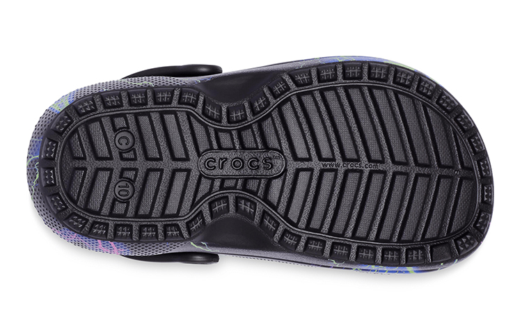 Sizing (Youth) Crocs Classic Fuzz-Lined Clog 'Black Lightning' 207322-0C4