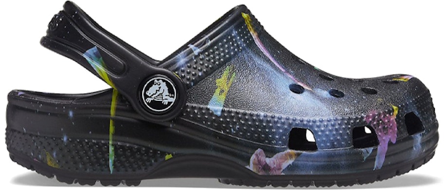 (JR) Crocs Classiques Hors de ce Monde II Sabots ''Noir Multi'' 206818-001 Order (JR) Crocs Classiques Hors de ce Monde II Sabots ''Noir Multi'' 206818-001