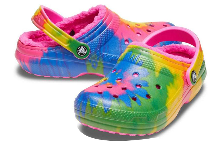 Lookbook (Youth) Crocs Classic Tie-Dye Fuzz Lined Clogs 'Multi-Color' A206341-6RW