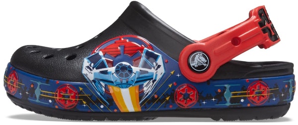 youth-crocs-fun-lab-darth-vader-clogs-black-blue-red-207189-001