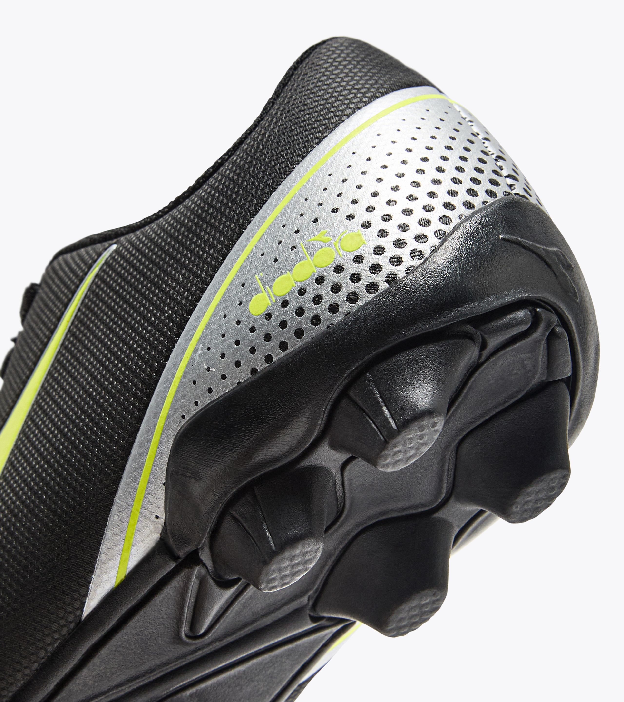 Shop (JR) Diadora PICHICHI 7 MD JR Zapatos de Fútbol Niños. 101.180716_C3262