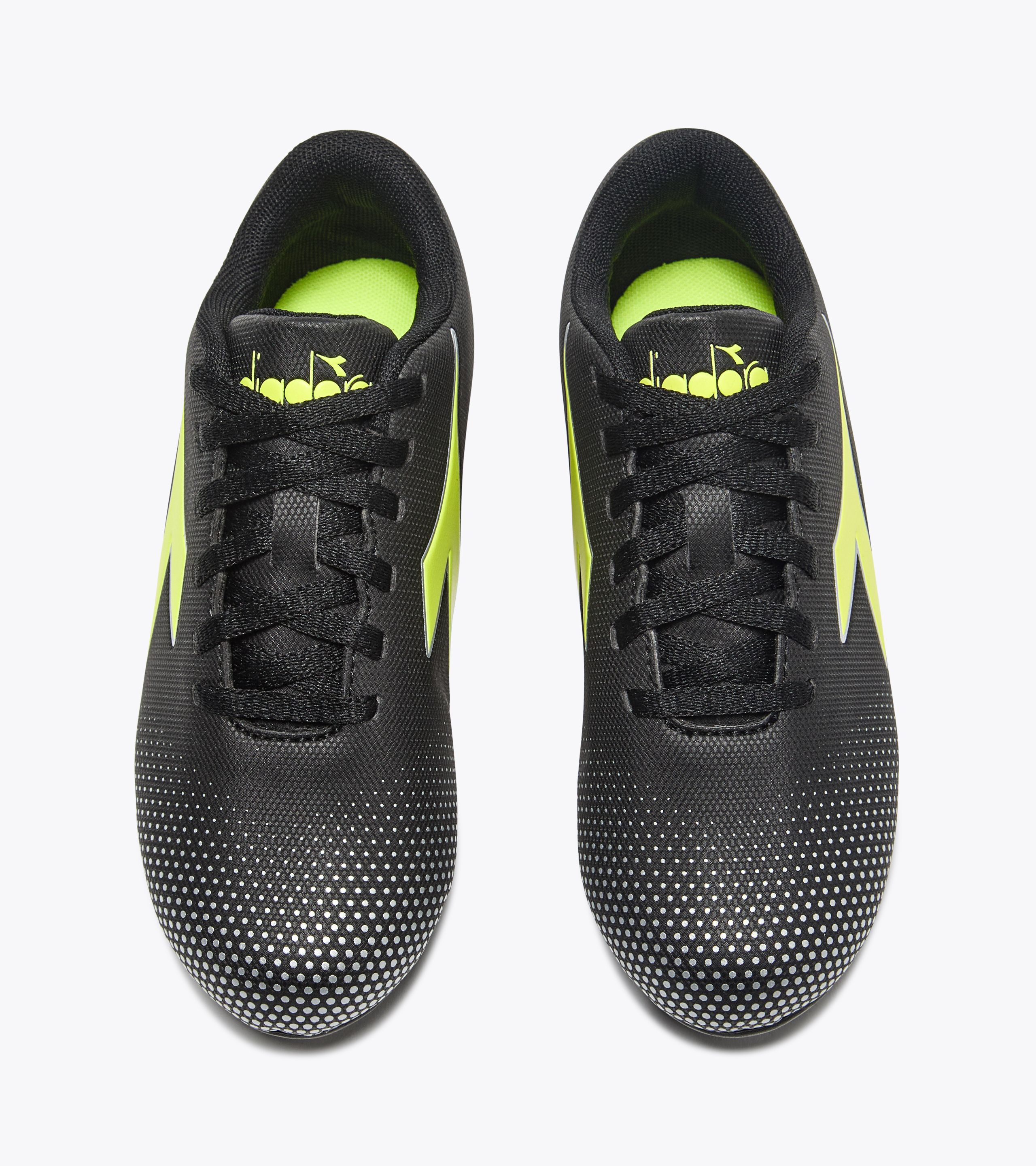 Details for (JR) Diadora PICHICHI 7 MD JR Zapatos de Fútbol Niños. 101.180716_C3262