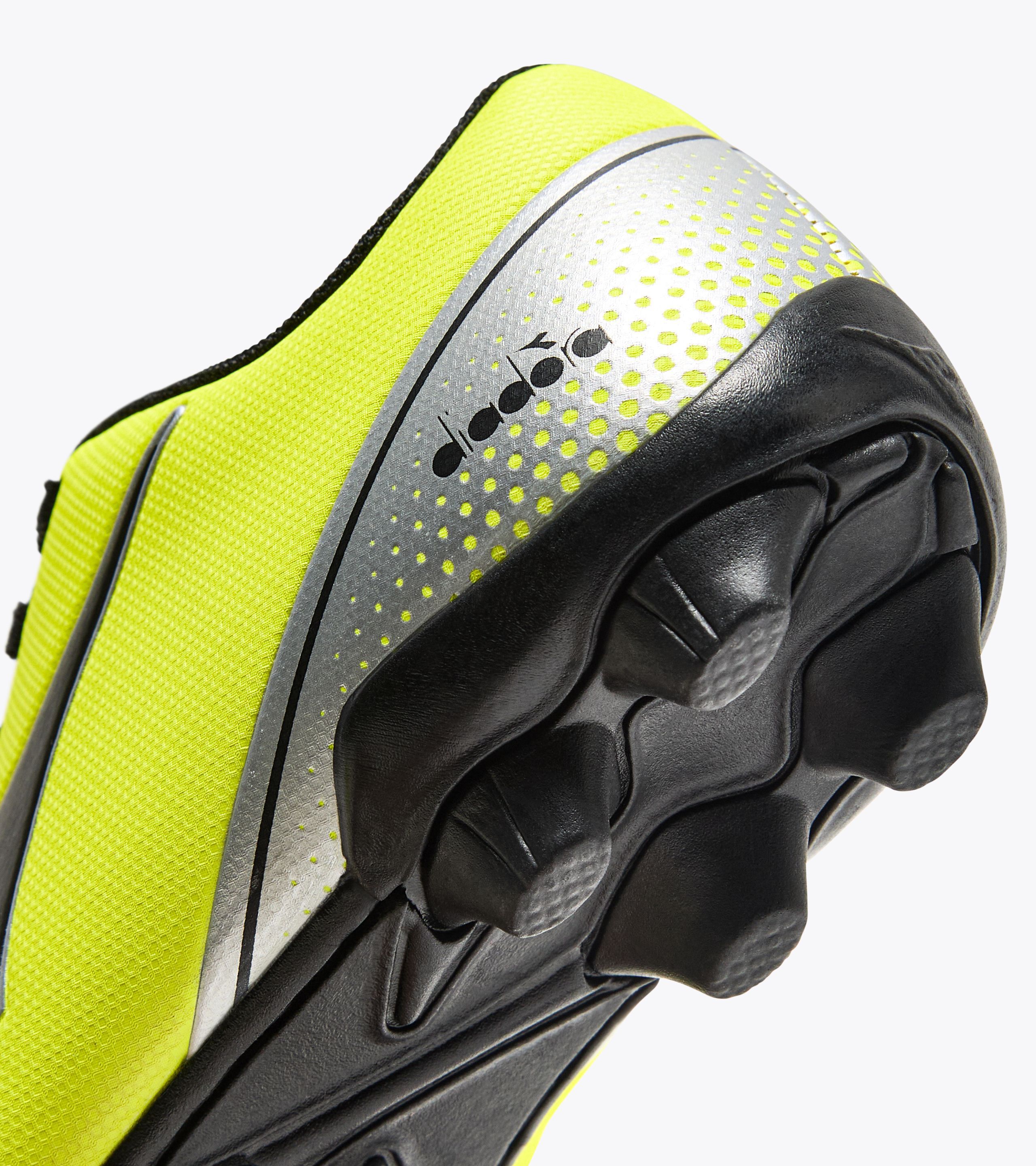 Shop (JR) Diadora PICHICHI 7 MD JR Zapatillas de Fútbol Juvenil. 101.180716_C3440