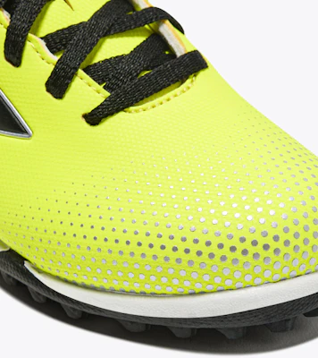 (JR) 디아도라 피치치 7 TF 주니어 축구화 101.180717_C3440 Lookbook (JR) 디아도라 피치치 7 TF 주니어 축구화 101.180717_C3440