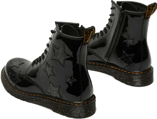 大童 Dr.Martens/馬汀博士 1460 拉鍊亮皮繫帶靴 黑色 Lookbook 大童 Dr.Martens/馬汀博士 1460 拉鍊亮皮繫帶靴 黑色
