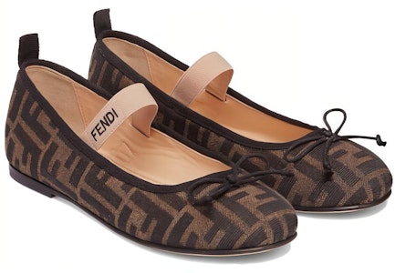 (JR) Fendi Ballerinas Junior 'Corak FF Seluruh - Tembakau' JFR376-AQ75-F1NJB Lookbook (JR) Fendi Ballerinas Junior 'Corak FF Seluruh - Tembakau' JFR376-AQ75-F1NJB