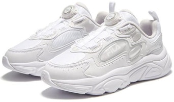 (JR) FILA ボア クラシック スニーカー (ホワイト) K15B341115FBL Lookbook (JR) FILA ボア クラシック スニーカー (ホワイト) K15B341115FBL