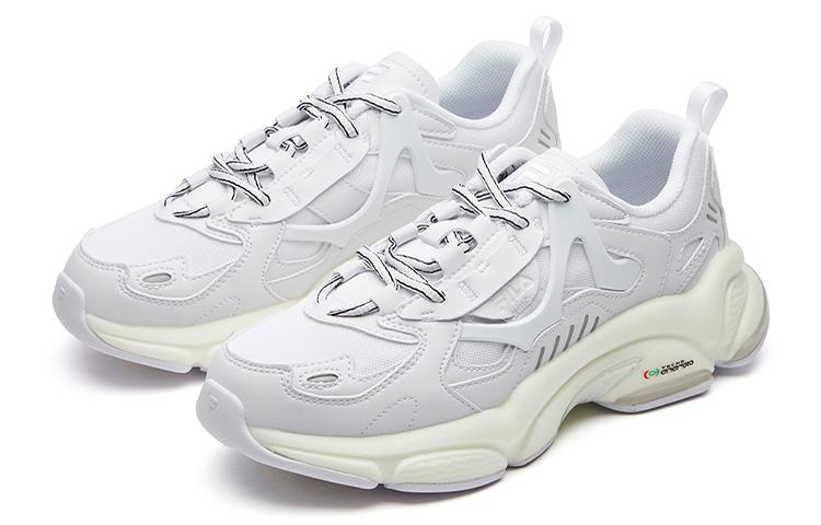 Lookbook (W) Zapatillas FILA RJV Low Running Blancas. T12W111107FWT