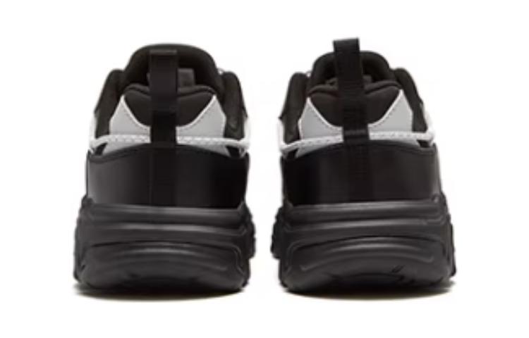 Shop 兒童 FILA 斐樂 貓爪 舒適 耐磨輕便 低幫 兒童跑步鞋 黑色