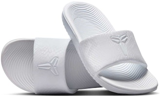 (JR) Kobe Bryant x Nike Kawa Slide 'Putih Triple' IF2871-100 Lookbook (JR) Kobe Bryant x Nike Kawa Slide 'Putih Triple' IF2871-100