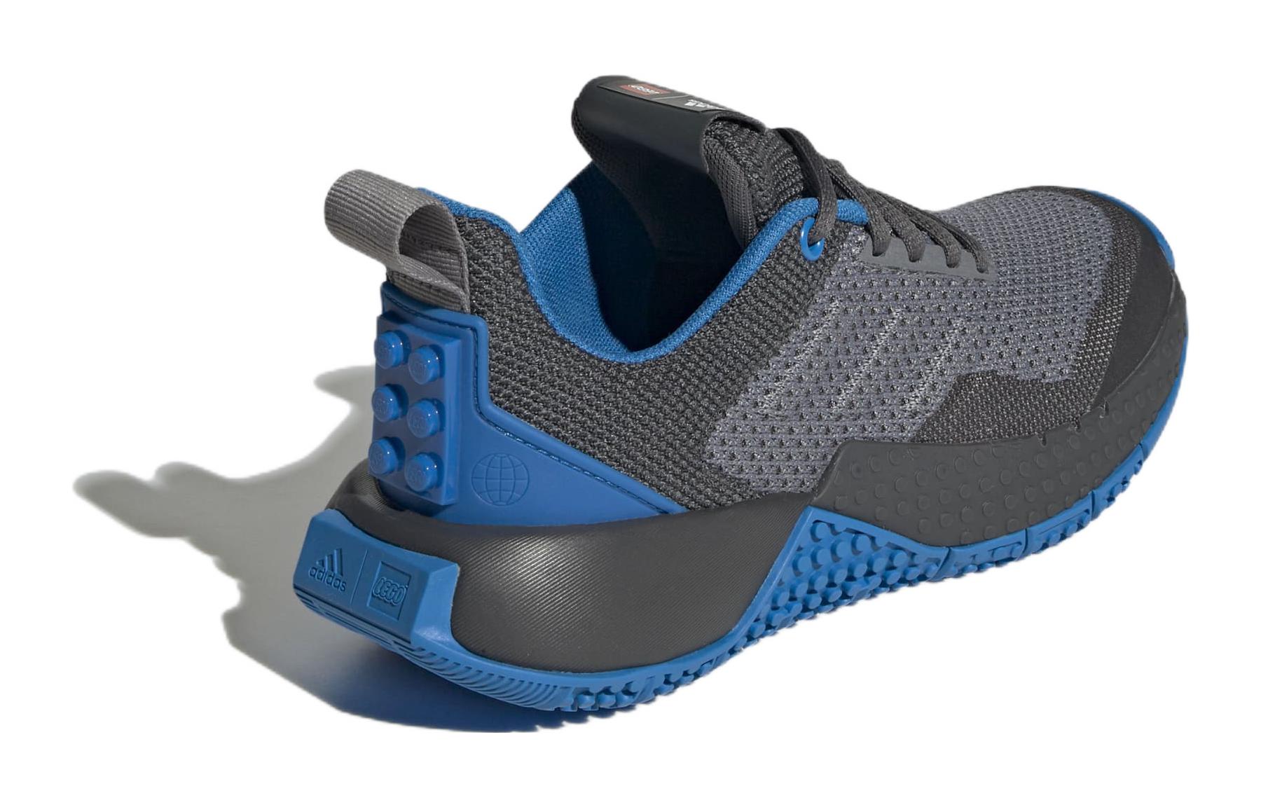 Lookbook 大童 Lego x adidas Sport Pro J 舒適透氣跑步鞋 灰藍棕