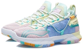 大童 LiNing李寧 閃擊6 耐磨透氣 高幫 籃球鞋 螢光玉綠 Lookbook 大童 LiNing李寧 閃擊6 耐磨透氣 高幫 籃球鞋 螢光玉綠