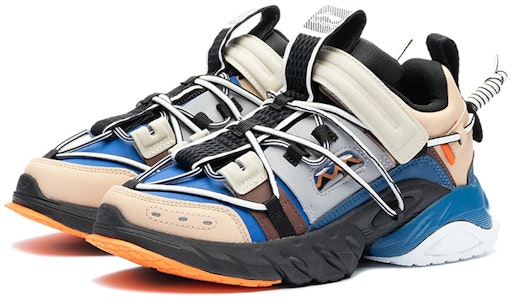 大童 LiNing李寧 盤古青少版pro童休閒鞋 海寶藍 Lookbook 大童 LiNing李寧 盤古青少版pro童休閒鞋 海寶藍