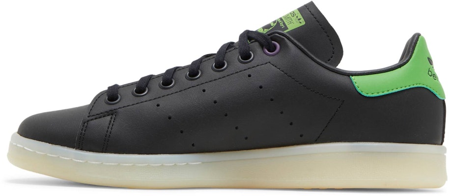 (JR) Marvel x adidas Stan Smith Kanak-kanak 'Hulk Smash' S42624 Lookbook (JR) Marvel x adidas Stan Smith Kanak-kanak 'Hulk Smash' S42624