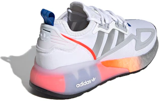 Shop 大童 adidas Originals ZX 2K Boost J 白灰
