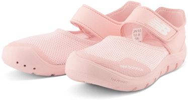 (JR) New Balance 208 魔术贴 '水晶粉' YO208SA2 Lookbook (JR) New Balance 208 魔术贴 '水晶粉' YO208SA2