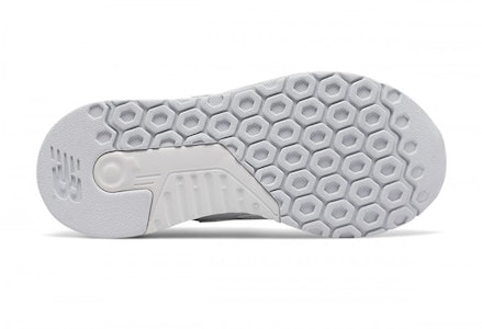 中童 New Balance 247 Sport 輕便透氣休閒運動鞋 白色 Shop 中童 New Balance 247 Sport 輕便透氣休閒運動鞋 白色