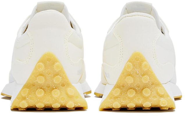 (JR) New Balance 327 'Putih Krim Biru' GS327UG Shop (JR) New Balance 327 'Putih Krim Biru' GS327UG