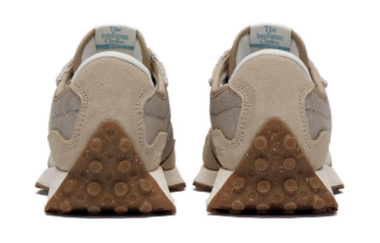 Shop (JR) New Balance 327 Anak 'Moonbeam Macadamia' GS327RE