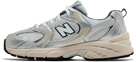 (JR) New Balance 530 大童 '夏雾海军蓝' GR530KA Lookbook (JR) New Balance 530 大童 '夏雾海军蓝' GR530KA