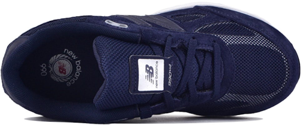 大童 New Balance 990系列 v4 復古百搭 低筒休閒跑步鞋 藏藍色 Lookbook 大童 New Balance 990系列 v4 復古百搭 低筒休閒跑步鞋 藏藍色