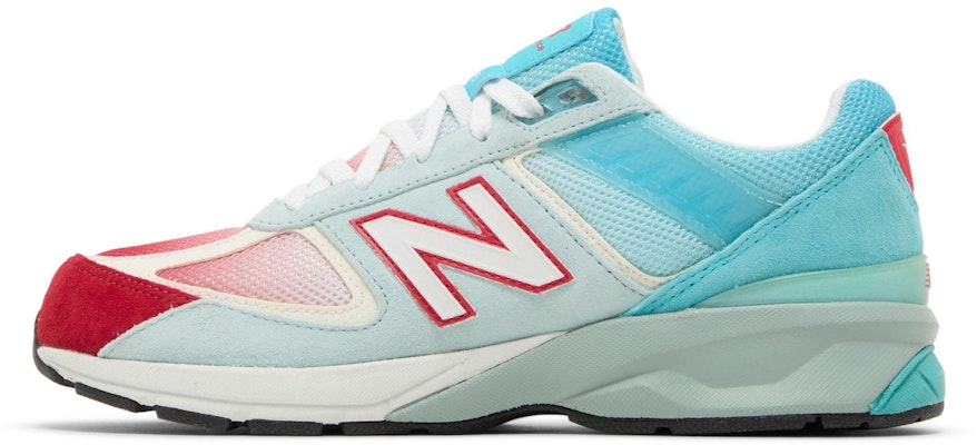 (Youth) New Balance 990v5 Big Kid 'Ice Blue' GC990BP5 Lookbook (Youth) New Balance 990v5 Big Kid 'Ice Blue' GC990BP5