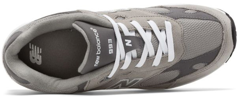 (JR) New Balance 993 Anak Kecil 'Abu-Abu' PC993GW Lookbook (JR) New Balance 993 Anak Kecil 'Abu-Abu' PC993GW