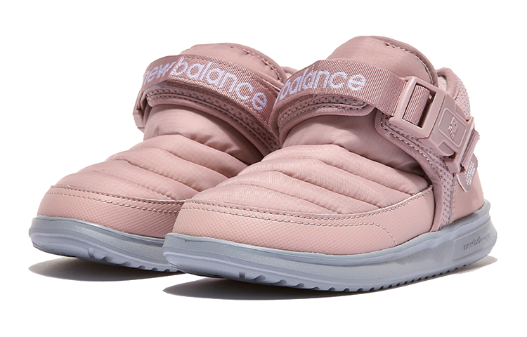 Order (JR) New Balance Caravan Moc 'Pink Gray' kasut slip-on merah jambu dan kelabu. YHMMOCPG