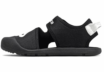 (PS) New Balance CRSR 舒适防滑运动黑白大童凉鞋 YOCRSRBK Buy (PS) New Balance CRSR 舒适防滑运动黑白大童凉鞋 YOCRSRBK