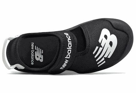 (PS) New Balance CRSR 舒适防滑运动黑白大童凉鞋 YOCRSRBK Lookbook (PS) New Balance CRSR 舒适防滑运动黑白大童凉鞋 YOCRSRBK