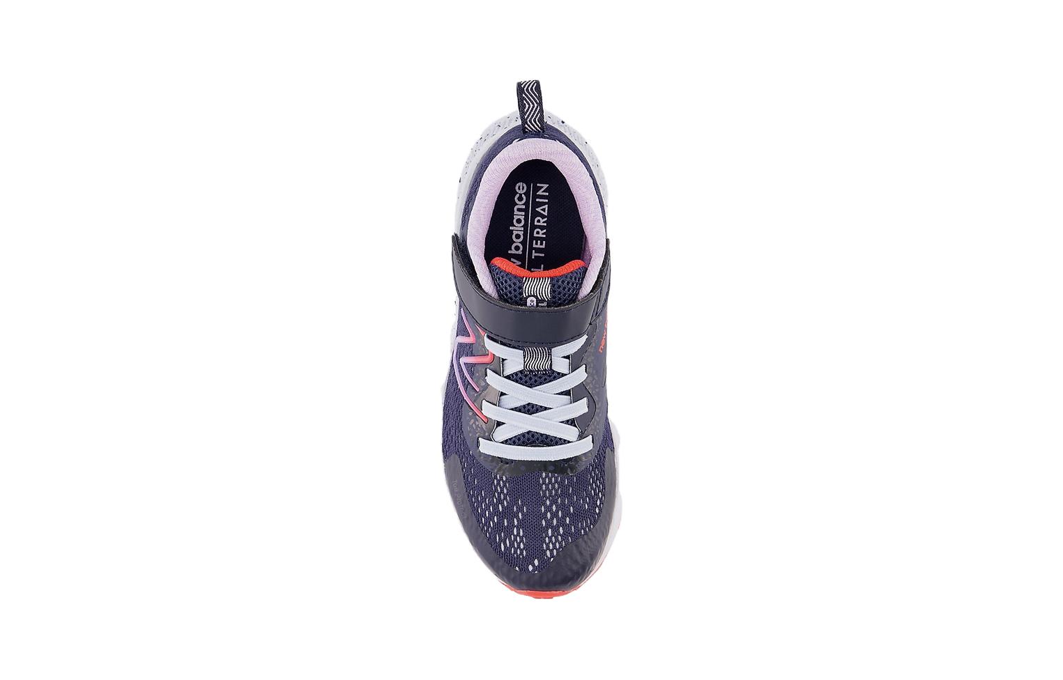 Lookbook （青少年）New Balance DynaSoft Nitrel v5 彈性鞋帶「蝕刻電紅」跑鞋 PANTRLL5