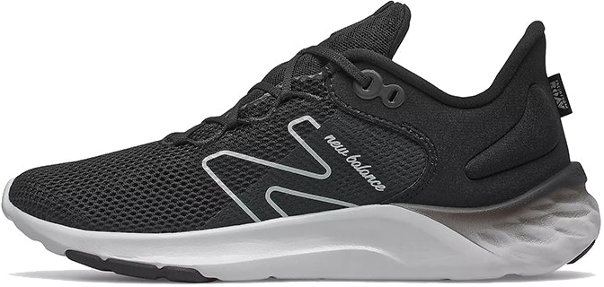 youth-new-balance-fresh-foam-roav-black-white-gerovsb-2