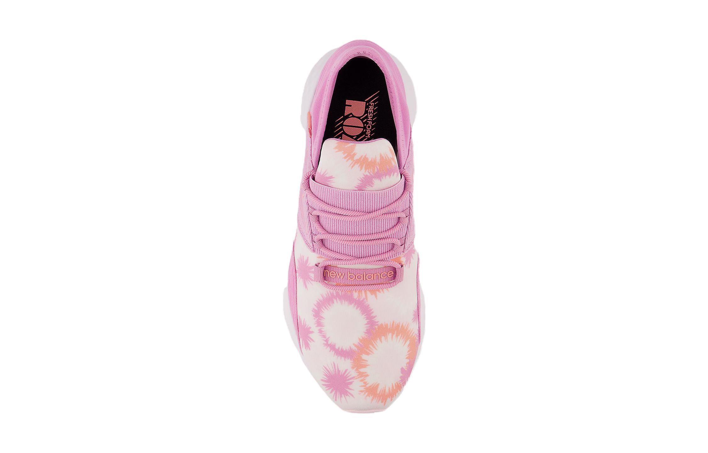 Shop (JR) New Balance Fresh Foam Roav ''Framboos Tie-Dye'' PEROVFW1