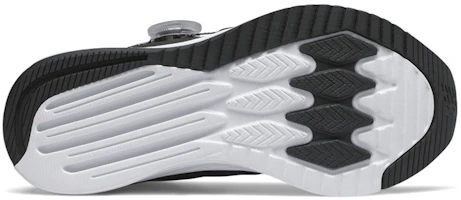 Shop 大童 New Balance FuelCore Reveal 黑色