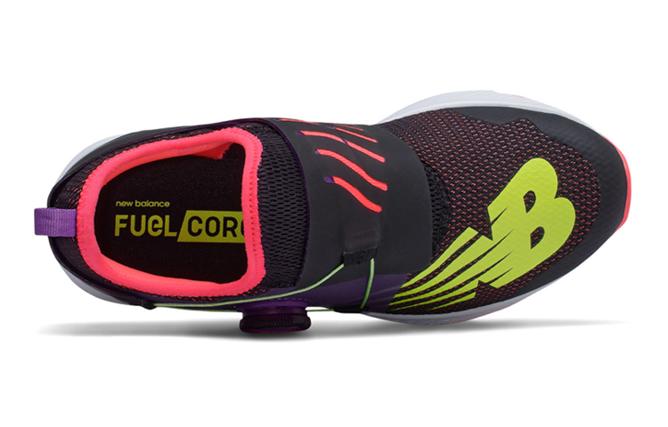 Lookbook (JR) 뉴발란스 퓨얼코어 리빌 키즈 '블랙/구아바 라임' GKRVLCB2