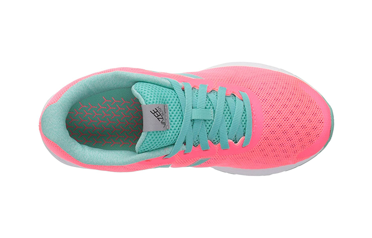 Lookbook 大童 New Balance FuelCore Rush v3 防滑透氣 低幫休閒運動鞋 粉藍色