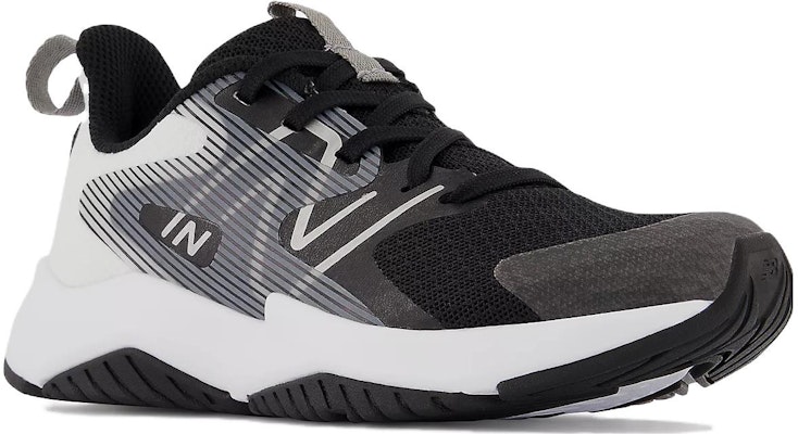 (青少年)New Balance Rave Run v2 '黑白' PKRAVBW2 Lookbook (青少年)New Balance Rave Run v2 '黑白' PKRAVBW2