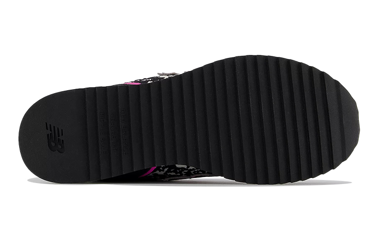 Shop (JR) New Balance Sola Sleek Big Kid ''Schwarz Pink Glo Tarnung'' GCSLATG1