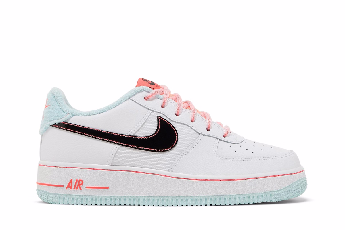 (Youth) Nike Air Force 1 '07 LV8 GS 'White Atomic Pink' DD7709-100