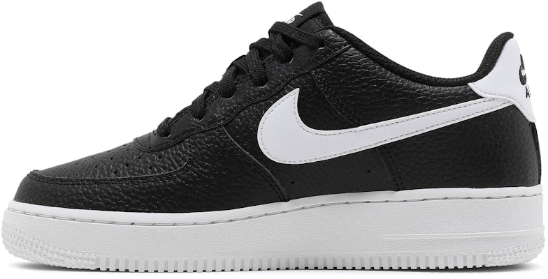 (JR) Nike Air Force 1 'Hitam Putih' CT3839-002 Lookbook (JR) Nike Air Force 1 'Hitam Putih' CT3839-002