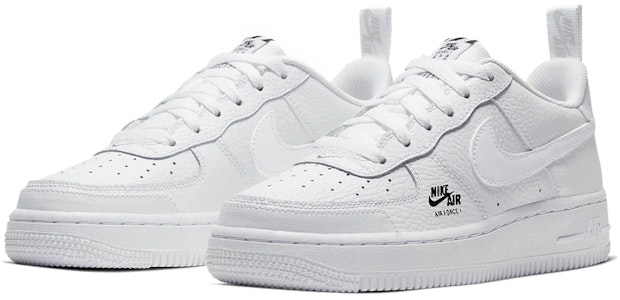 (JR) 나이키 에어 포스 1 '미니 로고' CV9604-100 Lookbook (JR) 나이키 에어 포스 1 '미니 로고' CV9604-100