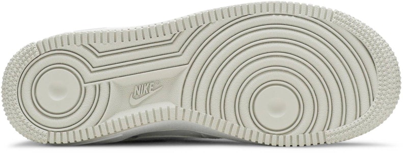 Nike Air Force 1 低筒 滑板鞋 GS 骨白色 Shop Nike Air Force 1 低筒 滑板鞋 GS 骨白色