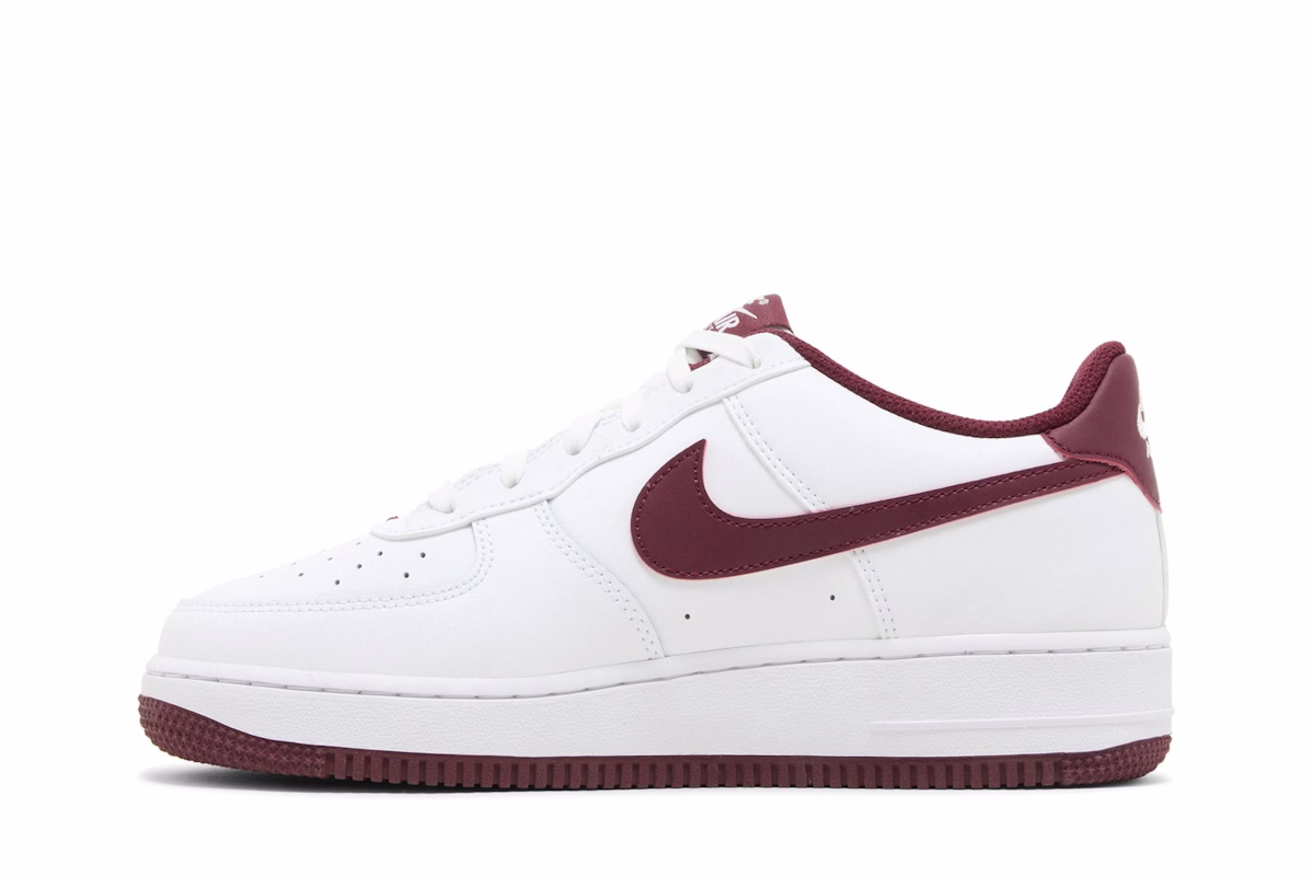 (Youth) Nike Air Force 1 'White Team Red' FV5948-105