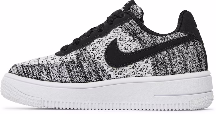 (JR) Nike Air Force 1 Flyknit 2.0 ''Oreo'' Sneakers BV0063-001 Lookbook (JR) Nike Air Force 1 Flyknit 2.0 ''Oreo'' Sneakers BV0063-001
